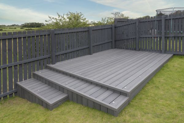 Vinyl Deck Construction in Buford